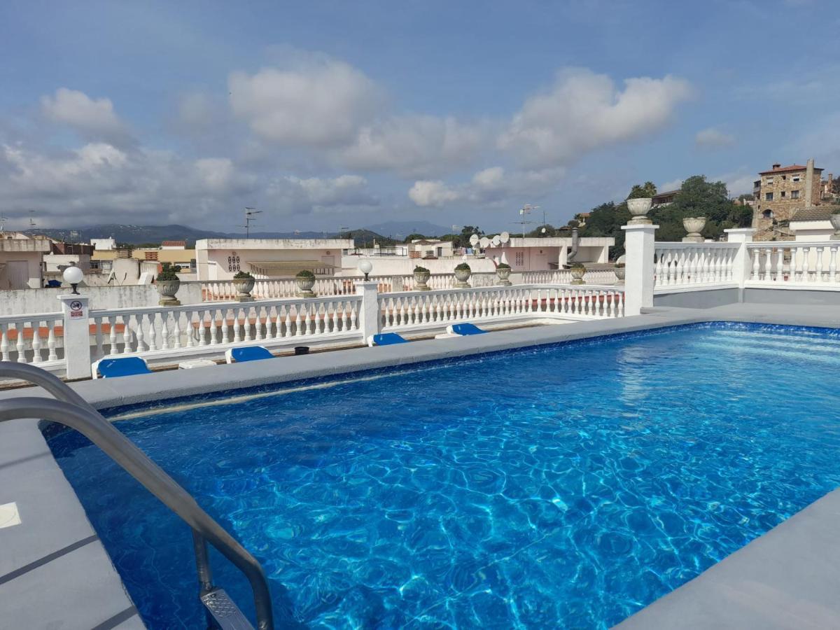 Apartamentos Las Americas - Blanes Beach エクステリア 写真