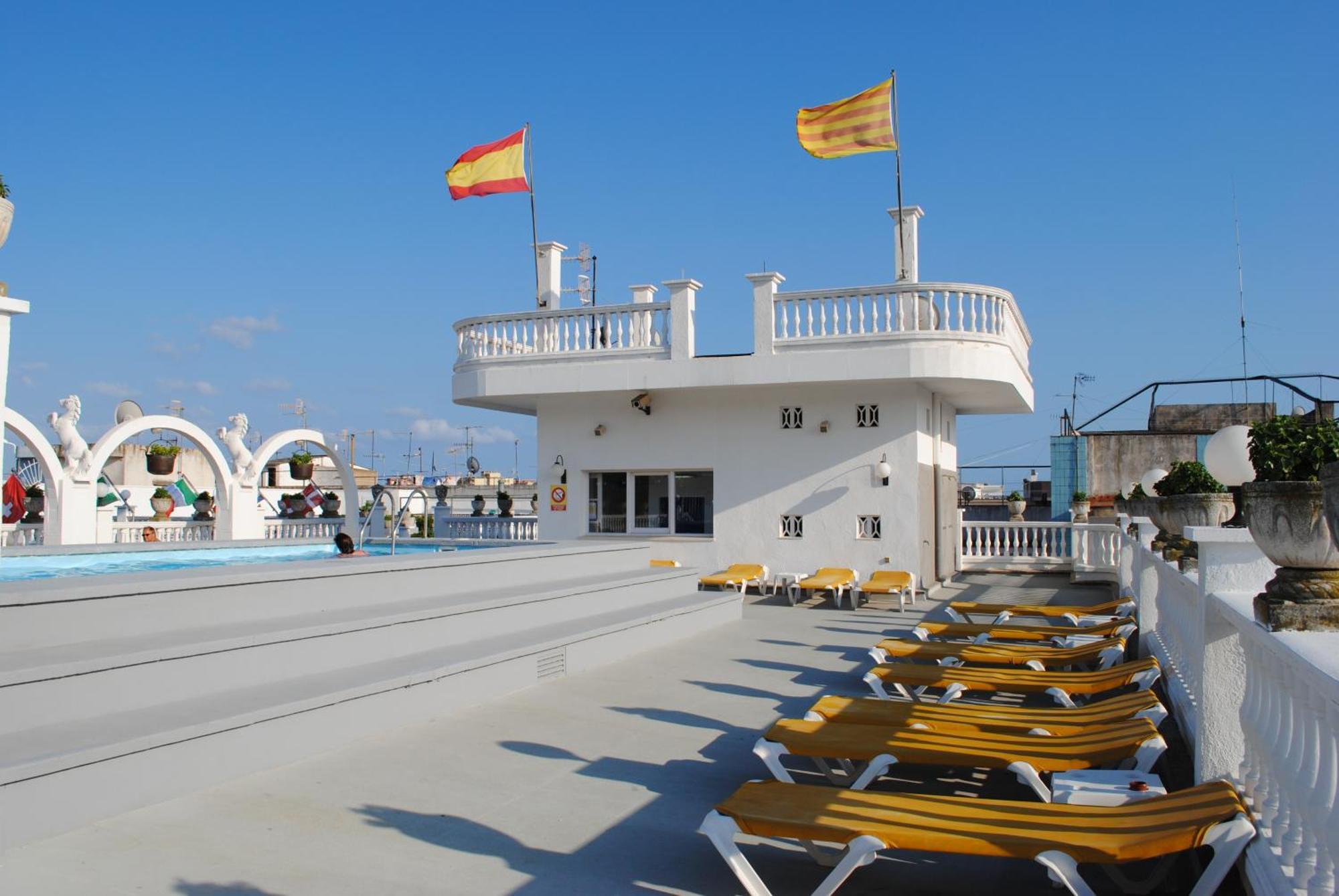 Apartamentos Las Americas - Blanes Beach エクステリア 写真
