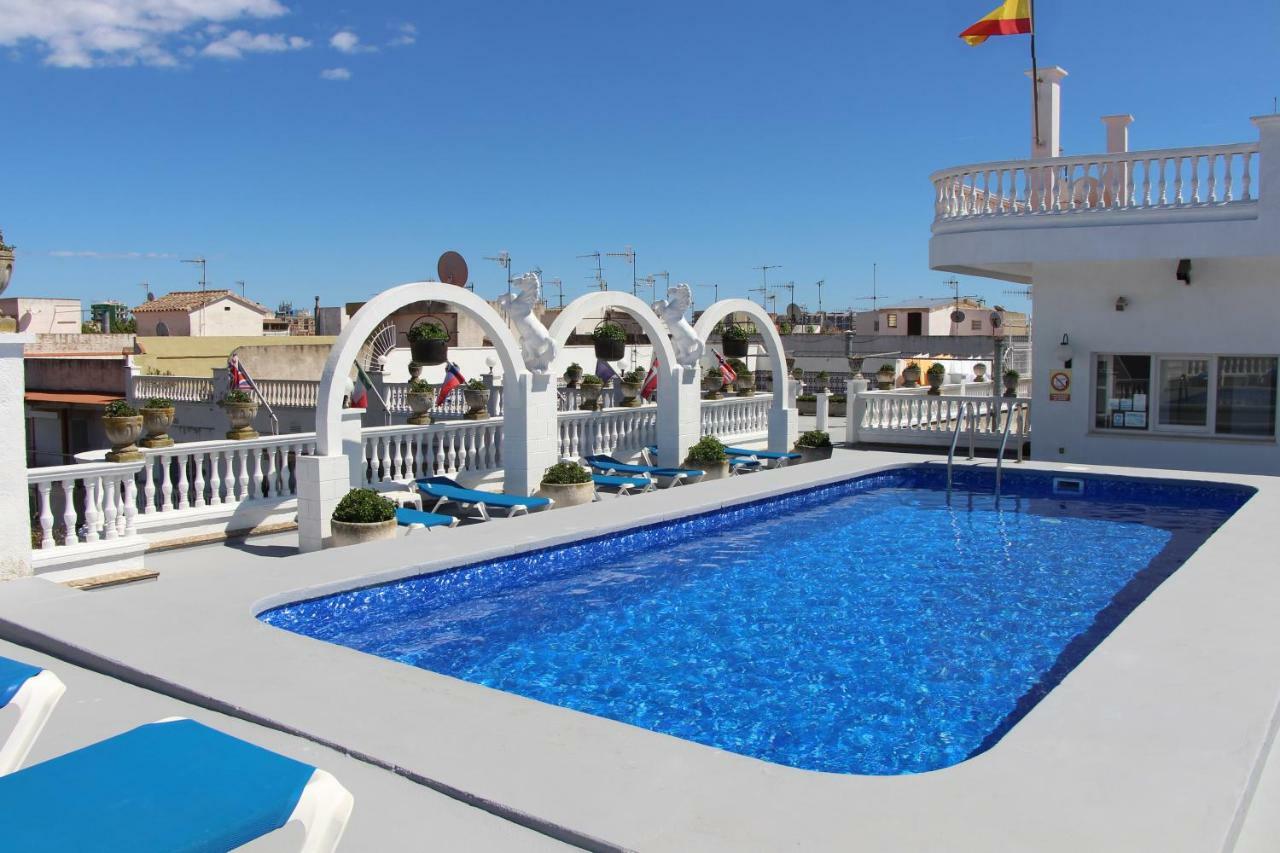 Apartamentos Las Americas - Blanes Beach エクステリア 写真